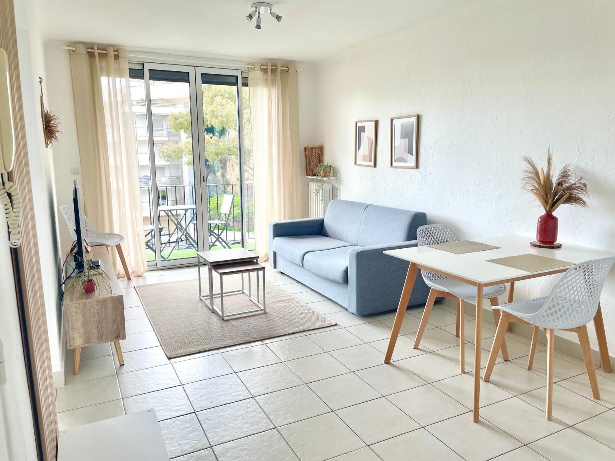 Appartement Cosy, Calme, Centre Ville Saint-Raphaël Buitenkant foto